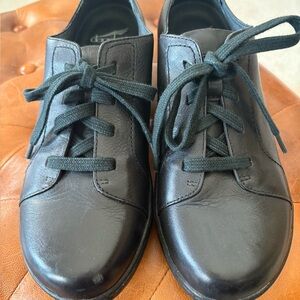 Dansko Black Leather Women's Shoes